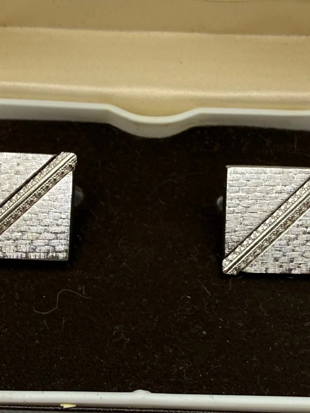 NIB Vintage Swank Gold Tone Square Cufflink Set